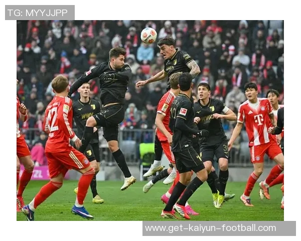 卡尔助攻小将查韦斯首球拜仁轻取萨尔茨堡3-0再展雄风